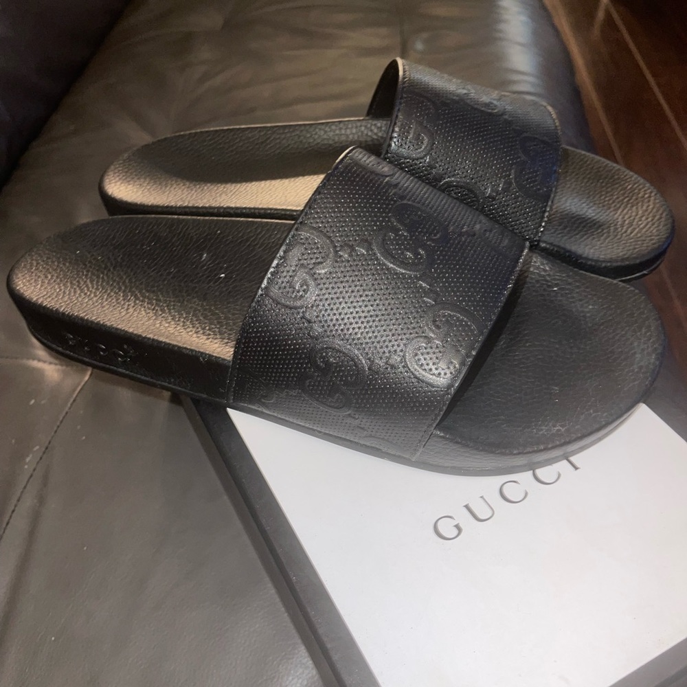 Mens Gucci slides